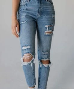 Vendor-unknown Ruby Distressed Mom Jeans