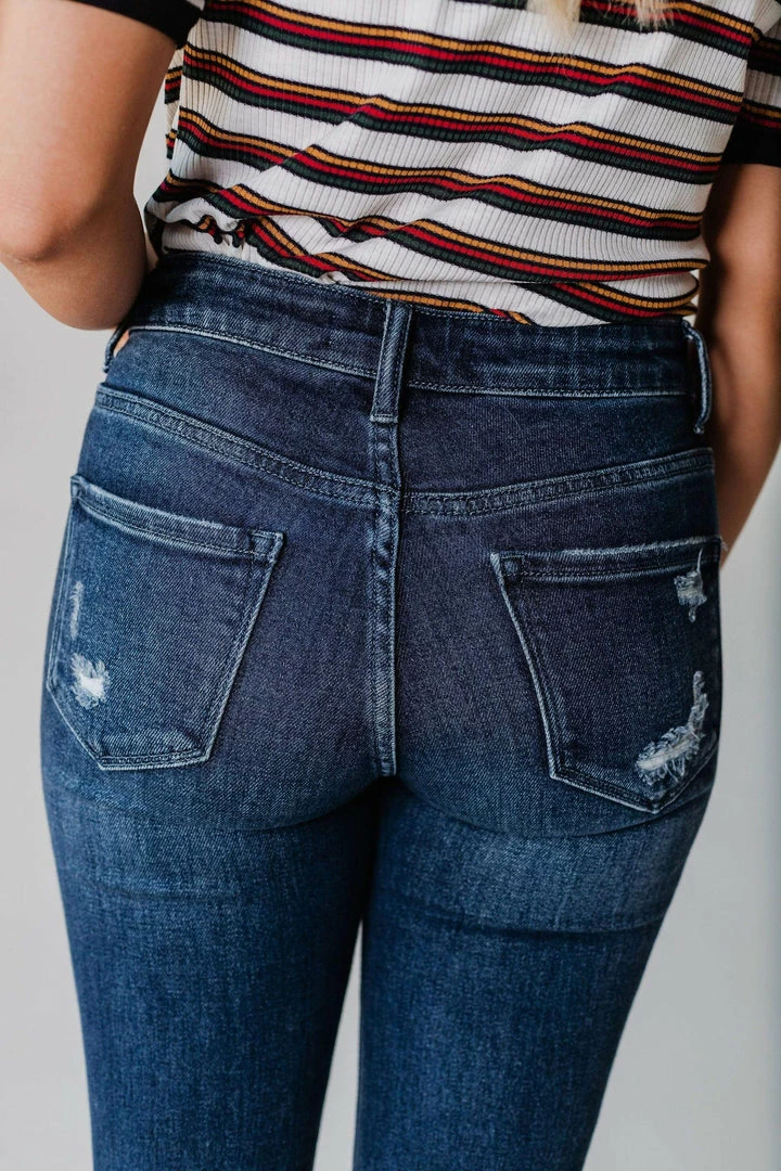 Vendor-unknown Bottoms Sawyer Mid Rise Lightly Distressed Skinny Jeans 6 Vendor-unknown Bottoms Sawyer Mid Rise Lightly Distressed Skinny Jeans