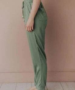 Athleisure Tyler Joggers Jade