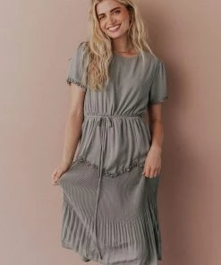 Vendor-unknown Dresses Sylvie Tiered Midi Dress Light Sage 9 Vendor-unknown Dresses Sylvie Tiered Midi Dress Light Sage