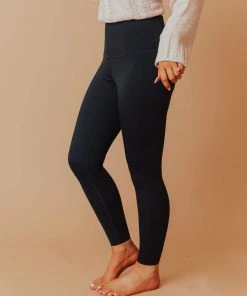 Lucy Avenue High Waisted Moisture Wicking Leggings Black