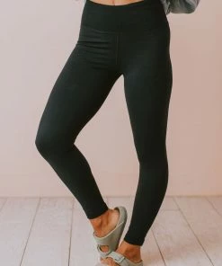 Lucy Avenue High Waisted Lycra-Blend Essential Leggings Black