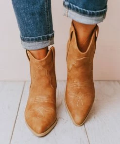East Lion Shoes Beth Western Bootie Camel