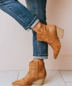 East Lion Shoes Beth Western Bootie Camel