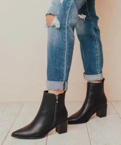 Cindy Zipper Booties Black Shoes