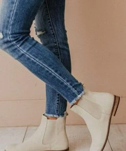 Lucy Avenue Side Stretch Booties Taupe Shoes