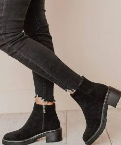 Lucy Avenue Wylde Bootie Black