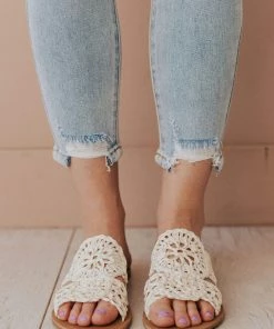 East Lion Shoes Crochet Sandals Off White