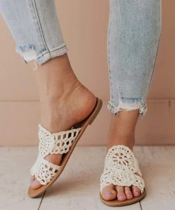 East Lion Shoes Crochet Sandals Off White