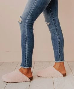 Desmond Slippers Pink Shoes