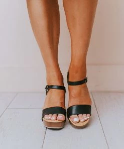 Fortune Dynamic Coralie Buckled Heels Black