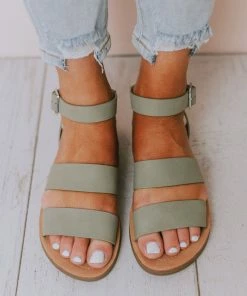 Fortune Dynamic Clover Buckled Sandals Sage