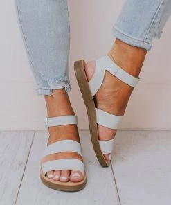 Fortune Dynamic Shoes Clover Buckled Sandals Stone
