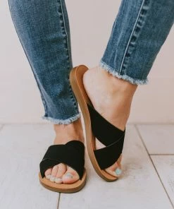 Shoes Corben Criss Cross Sandals Black