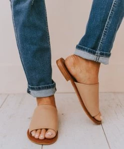 Elio Slip On Sandals Blush