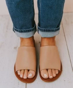 Elio Slip On Sandals Blush