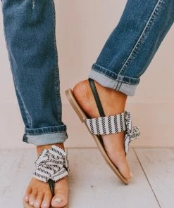 Shoes Elowen Bow Sandals Black/Beige