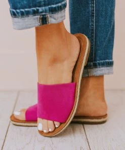 Leora Slip On Sandals Magenta Shoes
