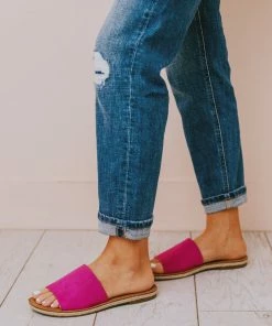Leora Slip On Sandals Magenta Shoes