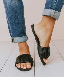 Shoes Flora Ruched Sandal Black
