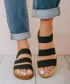 Shoes Leland Stretchy Sandals Black