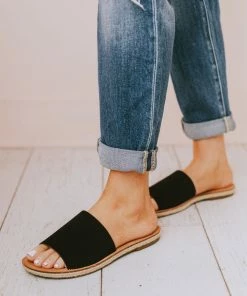Shoes Leora Slip On Sandals Black