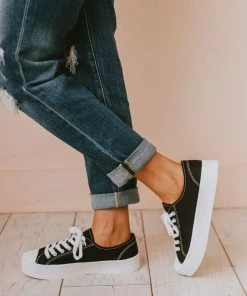 Fortune Dynamic Finlo Lace Up Sneakers Black Shoes