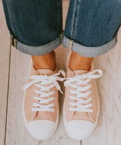 Fortune Dynamic Shoes Finlo Lace Up Sneakers Pink