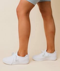 Lucy Avenue Luley Lace Up Sneakers White 16 Lucy Avenue Luley Lace Up Sneakers White