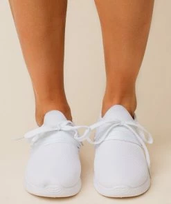 Lucy Avenue Luley Lace Up Sneakers White 12 Lucy Avenue Luley Lace Up Sneakers White