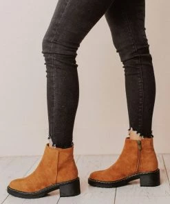 Lucy Avenue Wylde Bootie Camel