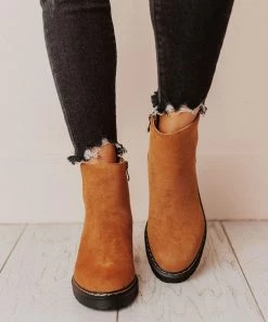 Lucy Avenue Wylde Bootie Camel