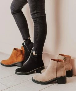 Lucy Avenue Wylde Bootie Camel