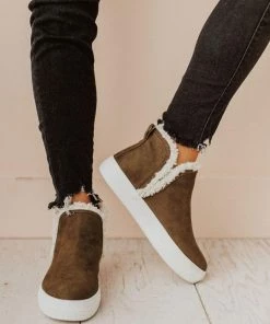 Booties Shoes Wilford Sherpa Sneakers Olive