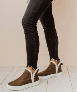Booties Shoes Wilford Sherpa Sneakers Olive