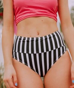 Lucy Avenue Sandy Bottom Black & White Stripes 19 Lucy Avenue Sandy Bottom Black & White Stripes