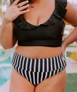 Lucy Avenue Sandy Bottom Black & White Stripes 20 Lucy Avenue Sandy Bottom Black & White Stripes