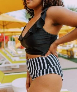 Lucy Avenue Sandy Bottom Black & White Stripes 23 Lucy Avenue Sandy Bottom Black & White Stripes