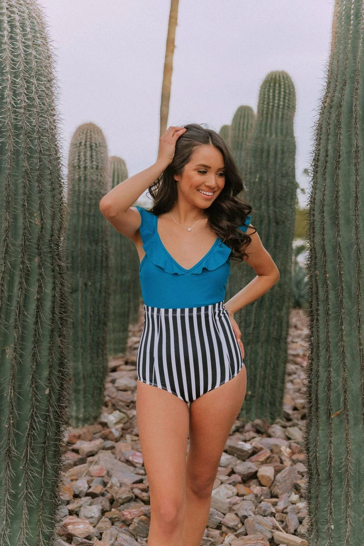 Lucy Avenue Tulum Ruffle Top Lagoon 18 Lucy Avenue Tulum Ruffle Top Lagoon