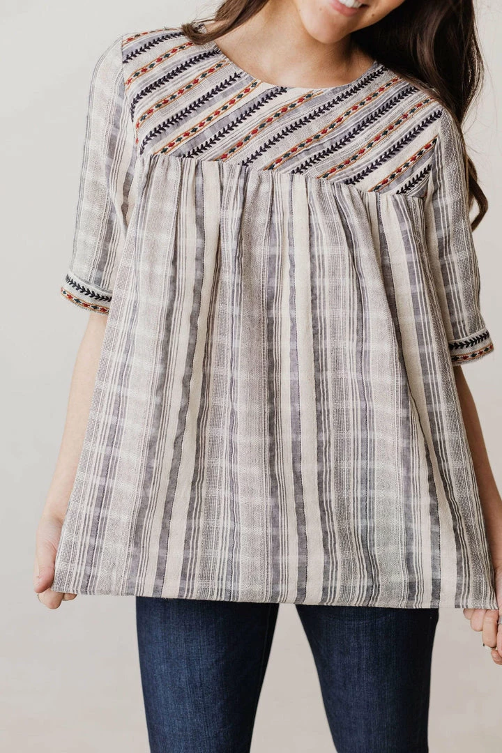 Vendor-unknown May Striped Top Navy 3 Vendor-unknown May Striped Top Navy