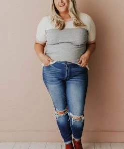 Vendor-unknown PLUS EXCLUSIVE! Taysia Colorblock Short Sleeve Sweater Heather Grey Tops