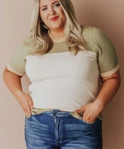 Vendor-unknown PLUS EXCLUSIVE! Taysia Colorblock Short Sleeve Sweater Olive