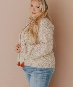 Vendor-unknown Plus Size EXCLUSIVE! Jacqueline Floral Top With Tassels 14 Vendor-unknown Plus Size EXCLUSIVE! Jacqueline Floral Top With Tassels