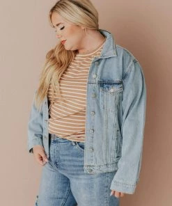 Vendor-unknown Plus Size EXCLUSIVE! Shirley Denim Jacket With Leopard Lined Pockets Tops 18 Vendor-unknown Plus Size EXCLUSIVE! Shirley Denim Jacket With Leopard Lined Pockets Tops