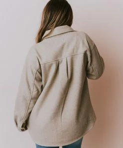 Lucy Avenue Tops Charlotte Fleece Shacket Oatmeal
